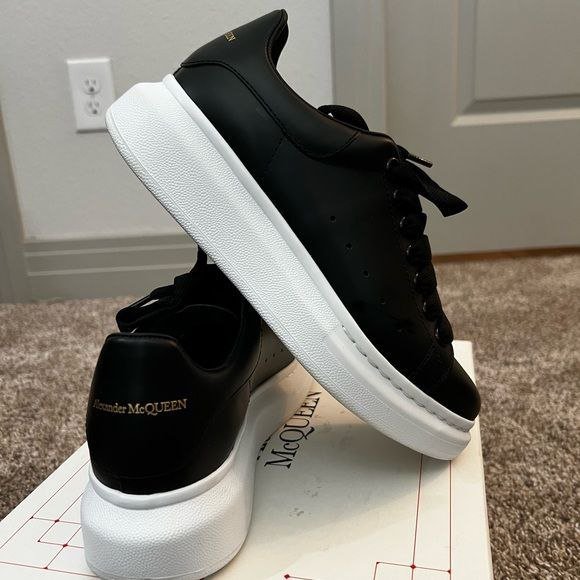 5938335149567626064 Alexander mcqueen