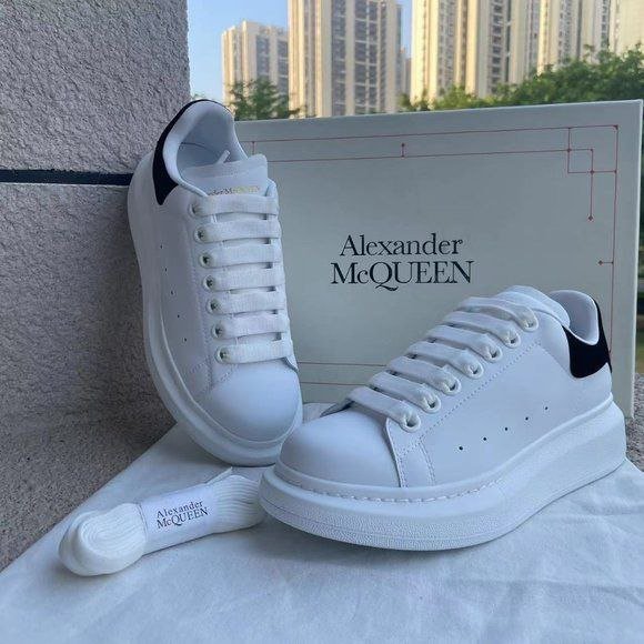 5938335149567626066 Alexander mcqueen